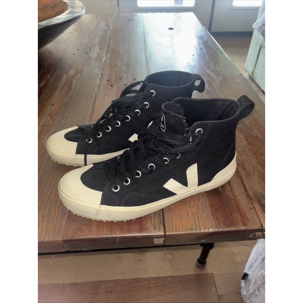 NWT VEJA WATA II CANVAS BLACK PIERRE SNEAKERS